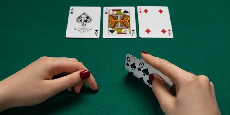 Kiểm soát cảm xúc bản thân để tránh mắc lỗi