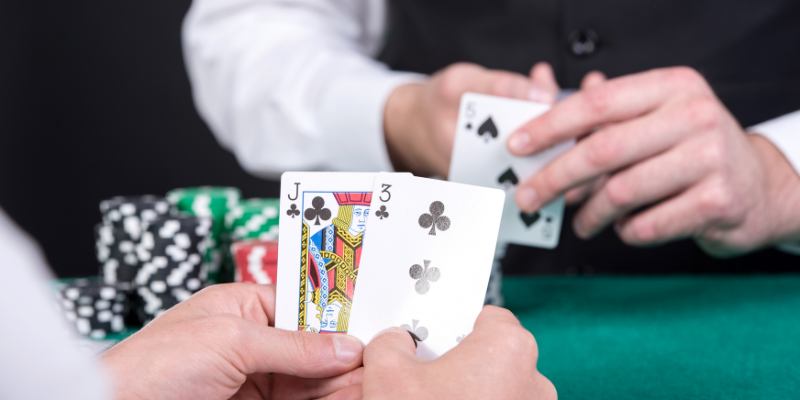 Các bí quyết quan trọng giúp bạn chơi Poker Việt thành công